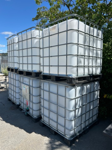 1545942-2 6 IBC tanks 1000L