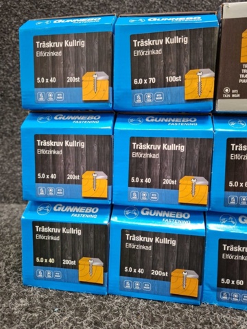 1557796-3 12 st Förpackningar Träskruv Kullrig, Gunnebo