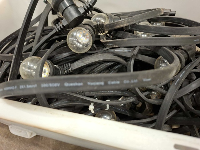1558473-17 Oplaadstation Neoz Lighting "Trolley Short" & lampor
