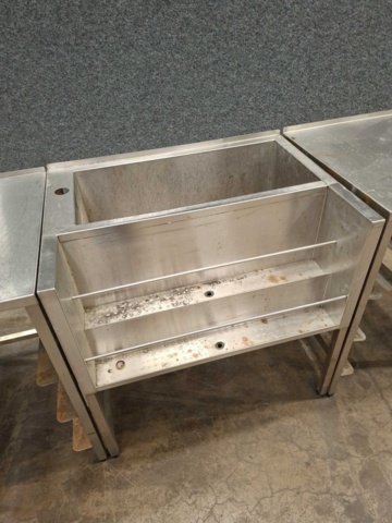 1559078-4 Rostfri diskbänk 2100*650*880mm
