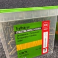 1526070-2 2 st Förpackningar Trallskruv 4,8x75, Essve