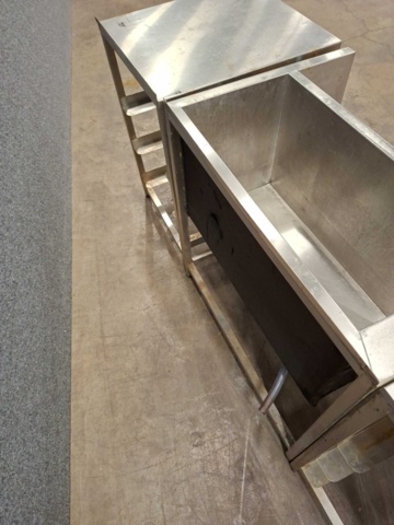 1559078-14 Rostfri diskbänk 2100*650*880mm