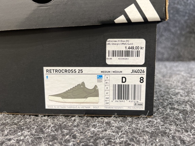1559110-6 Golfskor Adidas M Retrocross 25, Strl 42