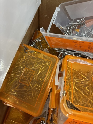 1559117-11 Parti med Trallskruv Prof 4.2x55mm - Defekta förpackningar