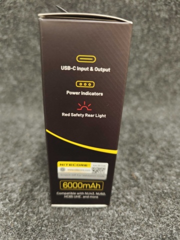 Mångsidig Ficklampa Nitecore LR70 & Nitecore Carbon Battery 6K