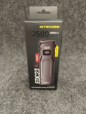 Ficklampa Nitecore EDC23