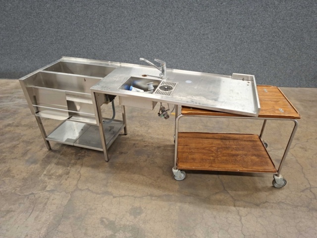 1559088-2 Rostfri diskbänk 2150*650*900mm