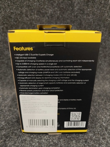 1557352-3 Batteriladdare Nitecore UMS2 & Extra batterier