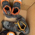 1405982-17 Lot of plastic plugs and used work shoes