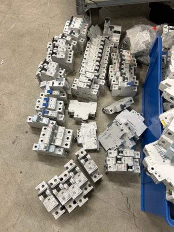 1532115-3 Lot of circuit breakers and electrical materials