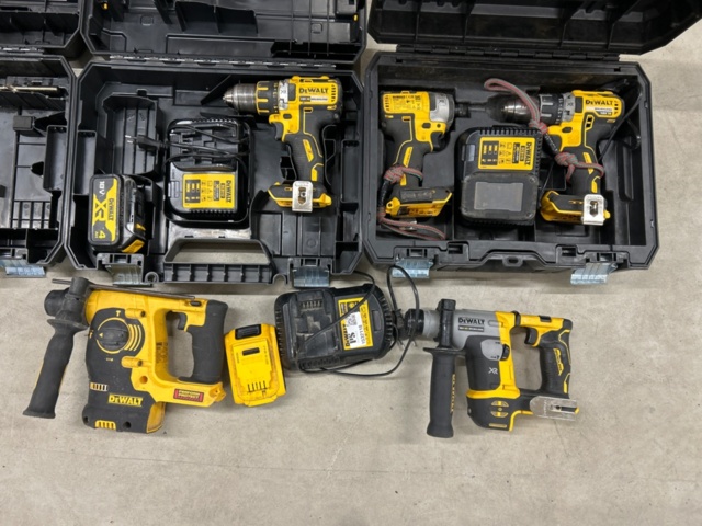 1532118-1 Elmaskiner DeWALT 18V, 5 st