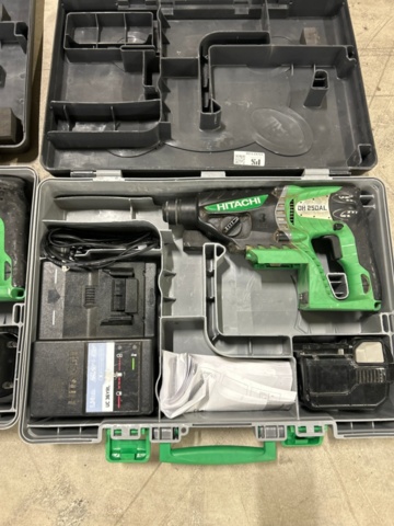 1532138-4 Slagborrmaskiner Hitachi 2 st