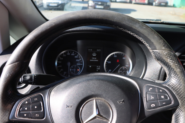 1535474-40 Mercedes-Benz Vito 119 BlueTEC 4MATIC 3.0t 7G-Tronic Plus, 190hp, 2017
