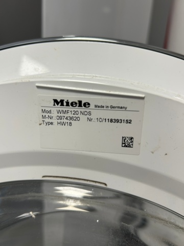 1532146-4 Tvättmaskin Miele W1