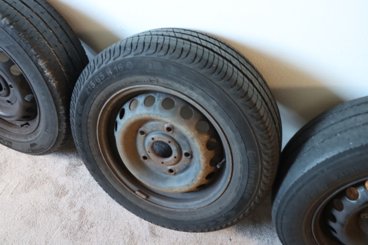 1296098-7 Bildäck 215/65 R16C Ford Transit (-18)