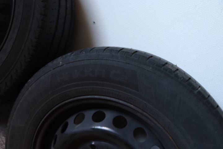 1296098-11 Bildäck 215/65 R16C Ford Transit (-18)