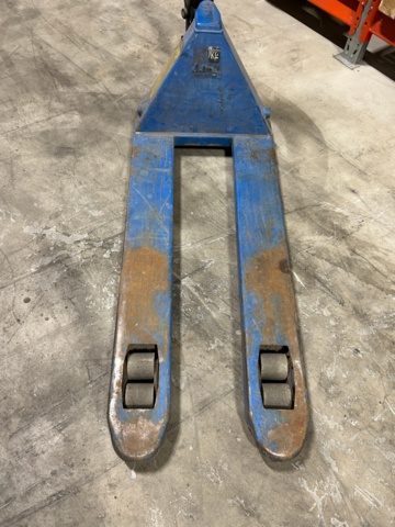 1532160-2 Pallet truck 2000 kg