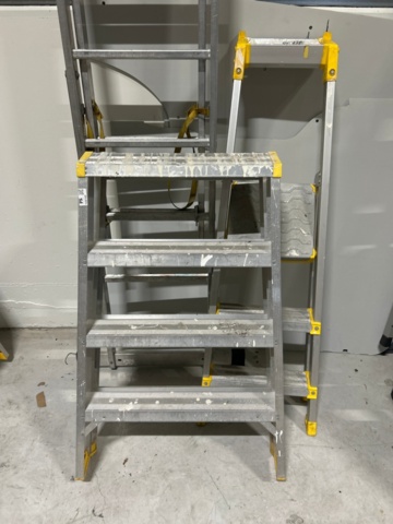 1532169-2 Aluminiumstegar 3 st