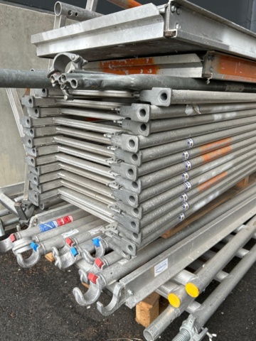 1532181-3 Work platform and scaffolding HAKI etc.