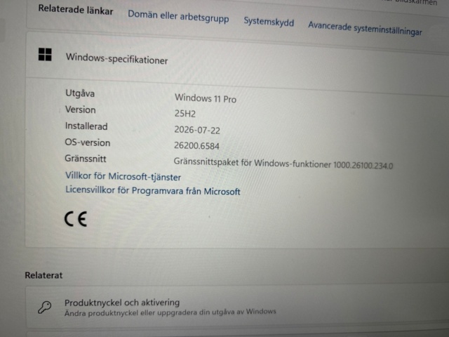 1532217-4 Bärbar dator HP med dubbla skärmar