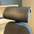 1532214-7 Elektriskt hörnskrivbord med stol och skåp