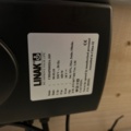 1532210-6 Elektriskt skrivbord, arbetsstol, skåp, m.m.