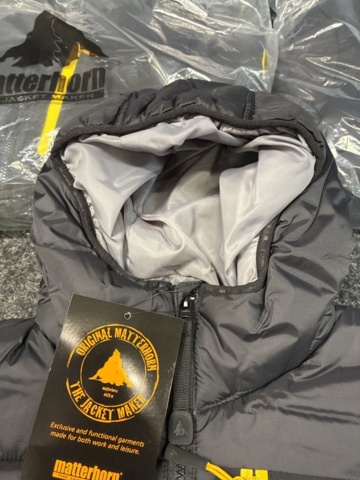 1557455-6 3 st Vinterjackor Matterhorn, strl 34, 36 & 40