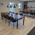 1532195-1 Matbord med 16 st stolar