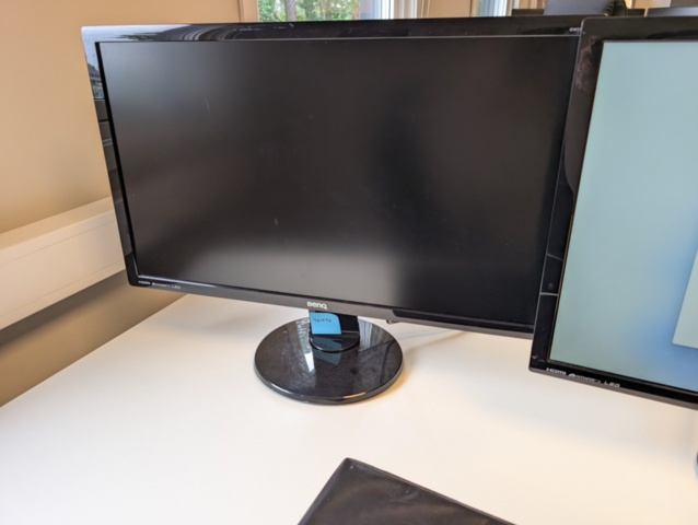1532192-3 MiniPC HP i5 med dubbla skärmar