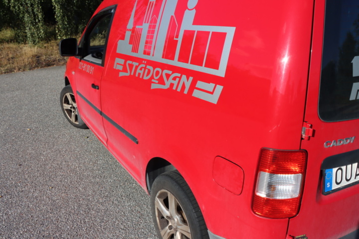 1559512-19 VW Caddy Kombi 1.9 TDI, 105hp, 2009