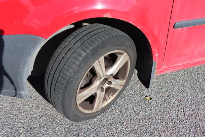 1559512-24 VW Caddy Kombi 1.9 TDI, 105hp, 2009
