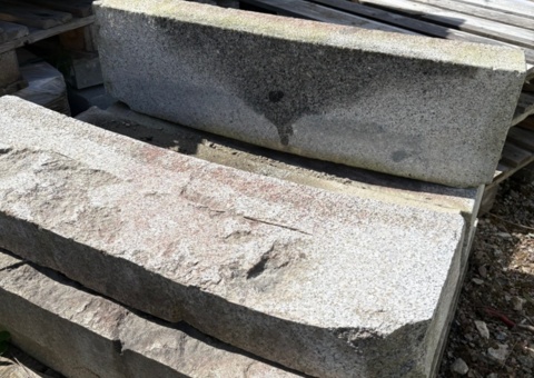 8 st Granitkantsten GV2 Radie 4.5m 300x120mm