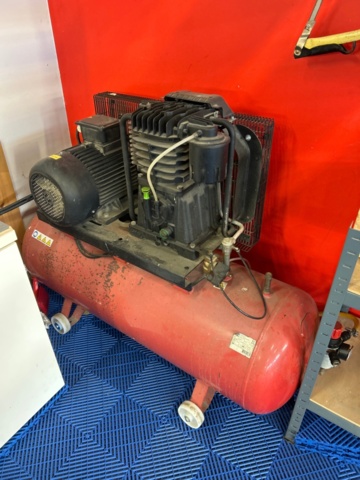 1545953-1 Kompressor