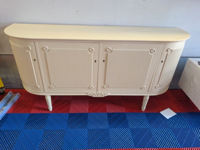 1545961-4 Möbler - tv-bänk, sidobord och skrivbord