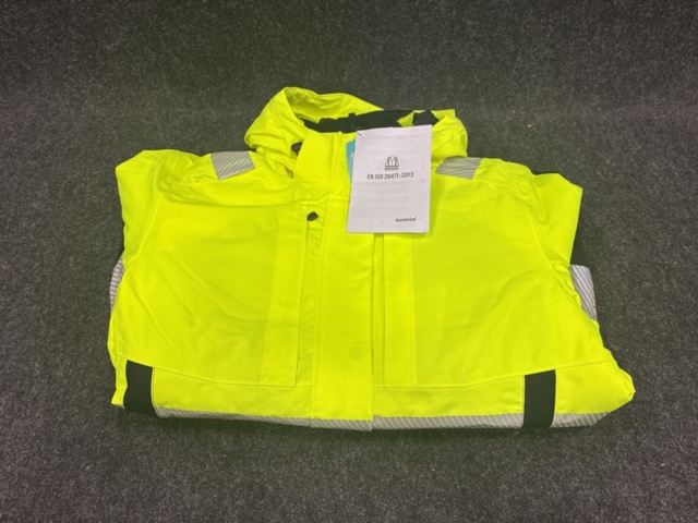 1559636-2 Vinterjacka Gesto Essential klass 2/3, Strl XL