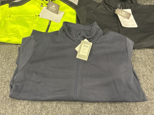 1559647-2 3 st Sweatshirt & jacka Björnkläder, Strl 2XL