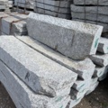 1559075-1 12 st Granitkantsten RV4 Radie 12.0m 300x100mm
