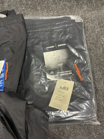 1559655-3 5 st Skalbyxor Björnkläder, Strl S, XL & 2XL