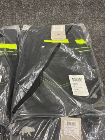 1559660-9 4 st Hantverksbyxor Björnkläder Contrast, Strl 46, 48, 50 & 54