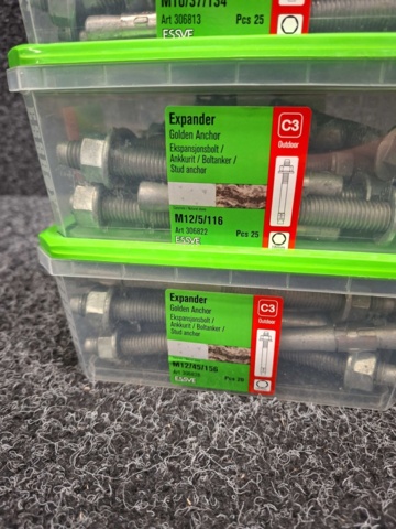 1557922-4 7 st Förpackningar Expander, Essve