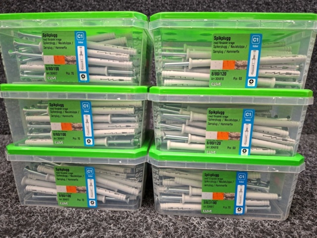 1557923-2 6 st Förpackningar Spikplugg, Essve