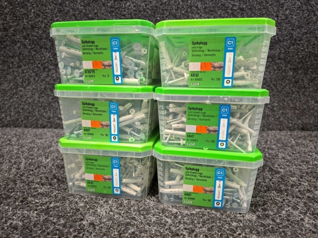 1557924-2 6 st Förpackningar Spikplugg, Essve