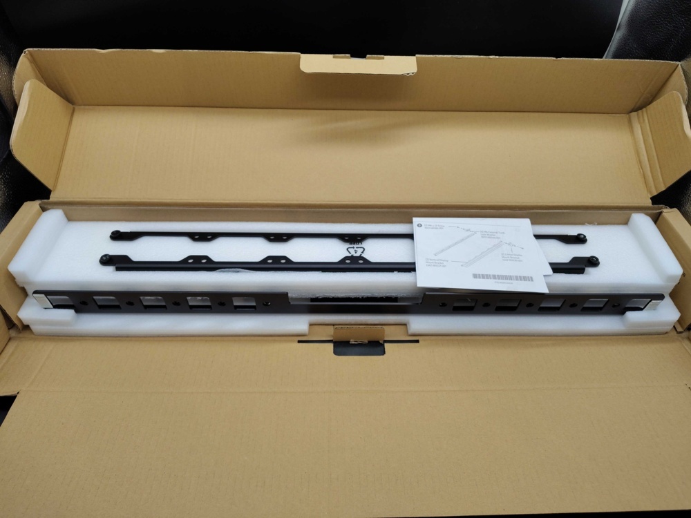 1547148-2 Monteringssats - Poly, Studio Display Mounting Kit Max