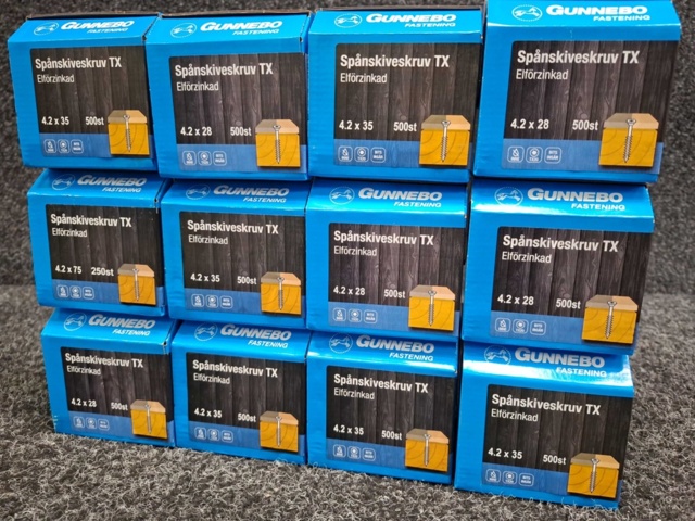 1557928-3 12 st Förpackningar Spånskiveskruv TX, Gunnebo
