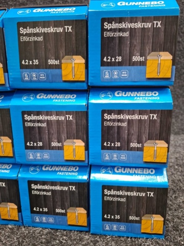 1557928-5 12 st Förpackningar Spånskiveskruv TX, Gunnebo