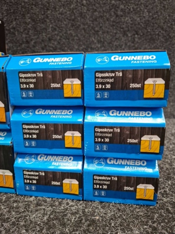 1559846-4 11 st Förpackningar Gipsskruv Trä, Gunnebo