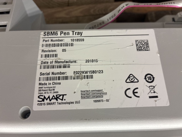 1559869-6 Interaktiv skrivtavla Smart Board M600 SBM6 Pen Tray