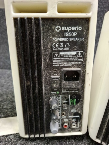 1559886-6 2 st Högtalare Superio IS50P