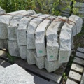 1559071-1 12 st Granitkantsten RV4 Radie 0.75m 300x100mm