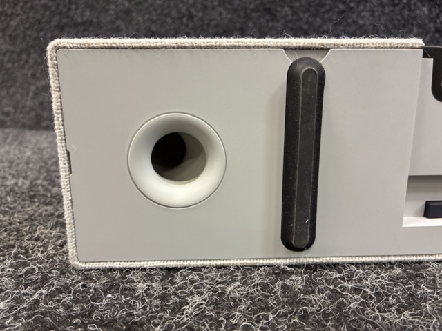 1559956-13 Videokonferens- och soundbar-enhet med integrerad kamera AMX ACV-5100GR-EK